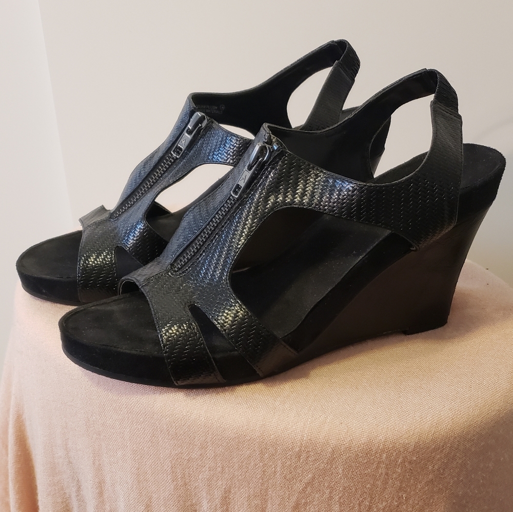 A2 Aerosoles Black Woven Zip Wedge Sandals, 10
